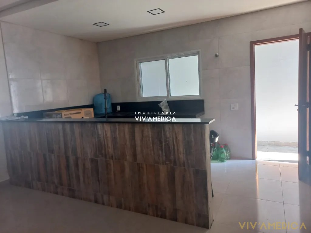 Casa à venda, 4 quartos, 180 m² no Jardim das Maritacas