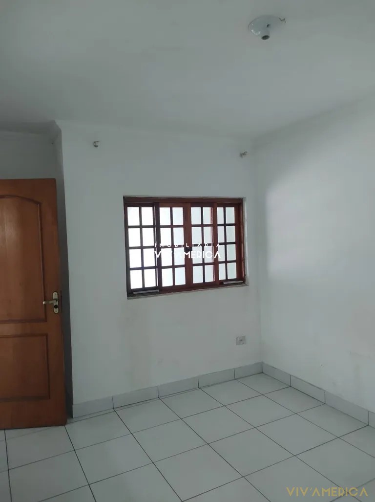 Casa à venda, 120 m², 2 vagas no Jardim Juscelino Kubitschek