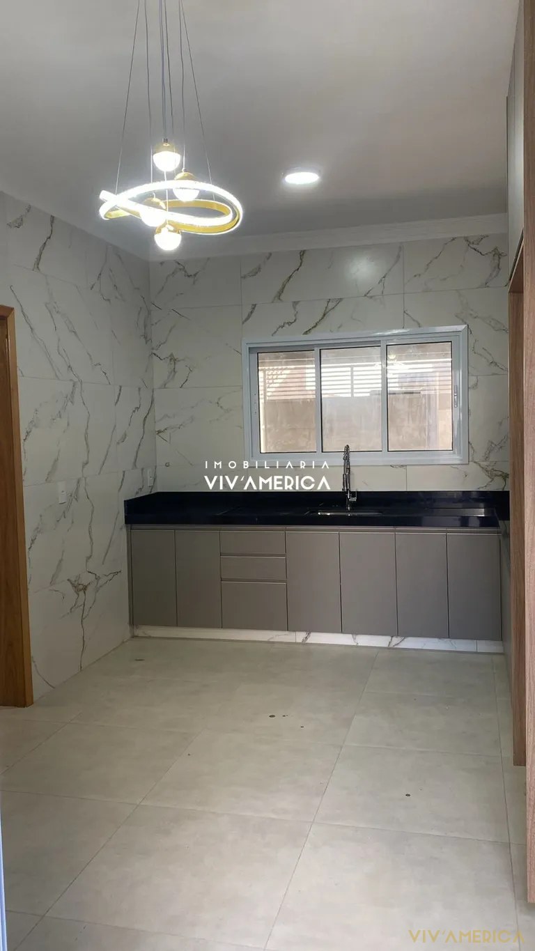 Casa à venda, 3 quartos, 120 m² no Jardim Nova Veneza